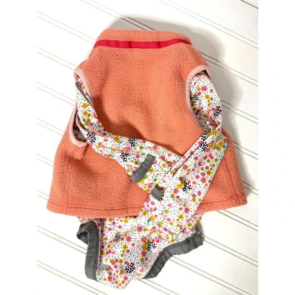 Patagonia Baby Girls Synchilla Fleece Vest and Floral Capilene Bodysuit Set 3-6M